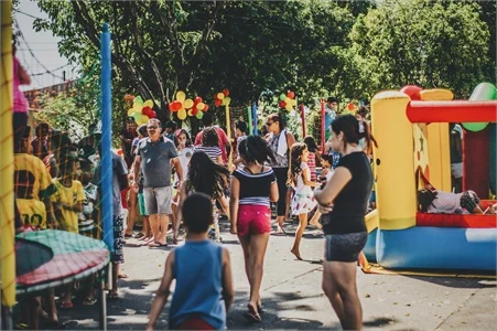 How Simple Backyard Gatherings Became More Memorable