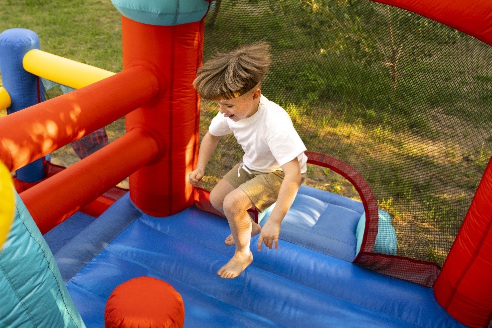 How an Obstacle Course Changes the Party Dynamic
